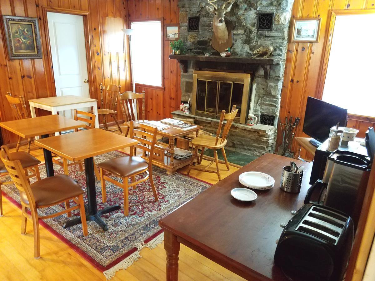 Black Bear Lodge Prattsville Exterior photo